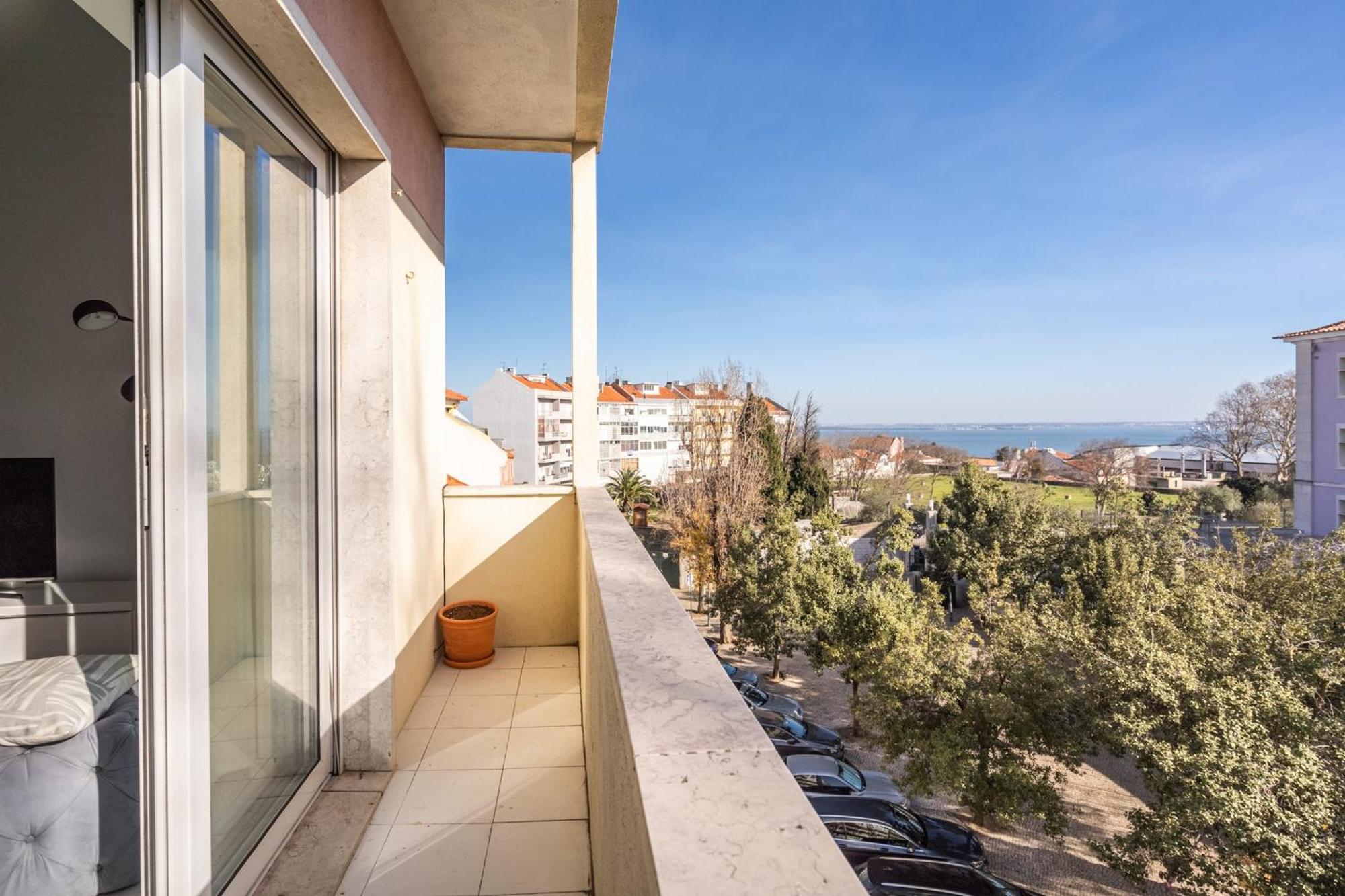 Akicity Graca Jupiter Lisbon Exterior photo